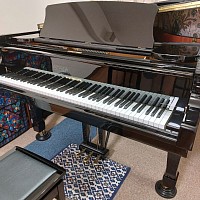 ホフマンのグランドピアノ